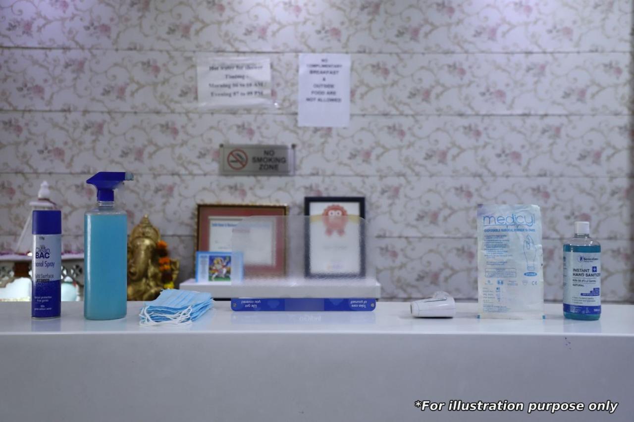 Vaccinated Staff- Capital O 22439 Ratna Forever Hotel Karkal Exterior foto